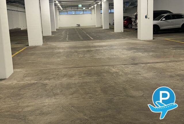 Parking Flughafen Zürich - Walliselen, Birgistrasse 4a (disabled) 7