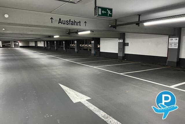 Park2Travel - Stuttgart, Flughafenstraße 32 (Terminal 2 u.3) 4