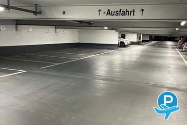 Park2Travel - Stuttgart, Flughafenstraße 32 (Terminal 2 u.3) 3