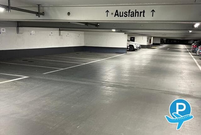 Park2Travel - Stuttgart, Flughafenstraße 32 (Terminal 2 u.3) 3